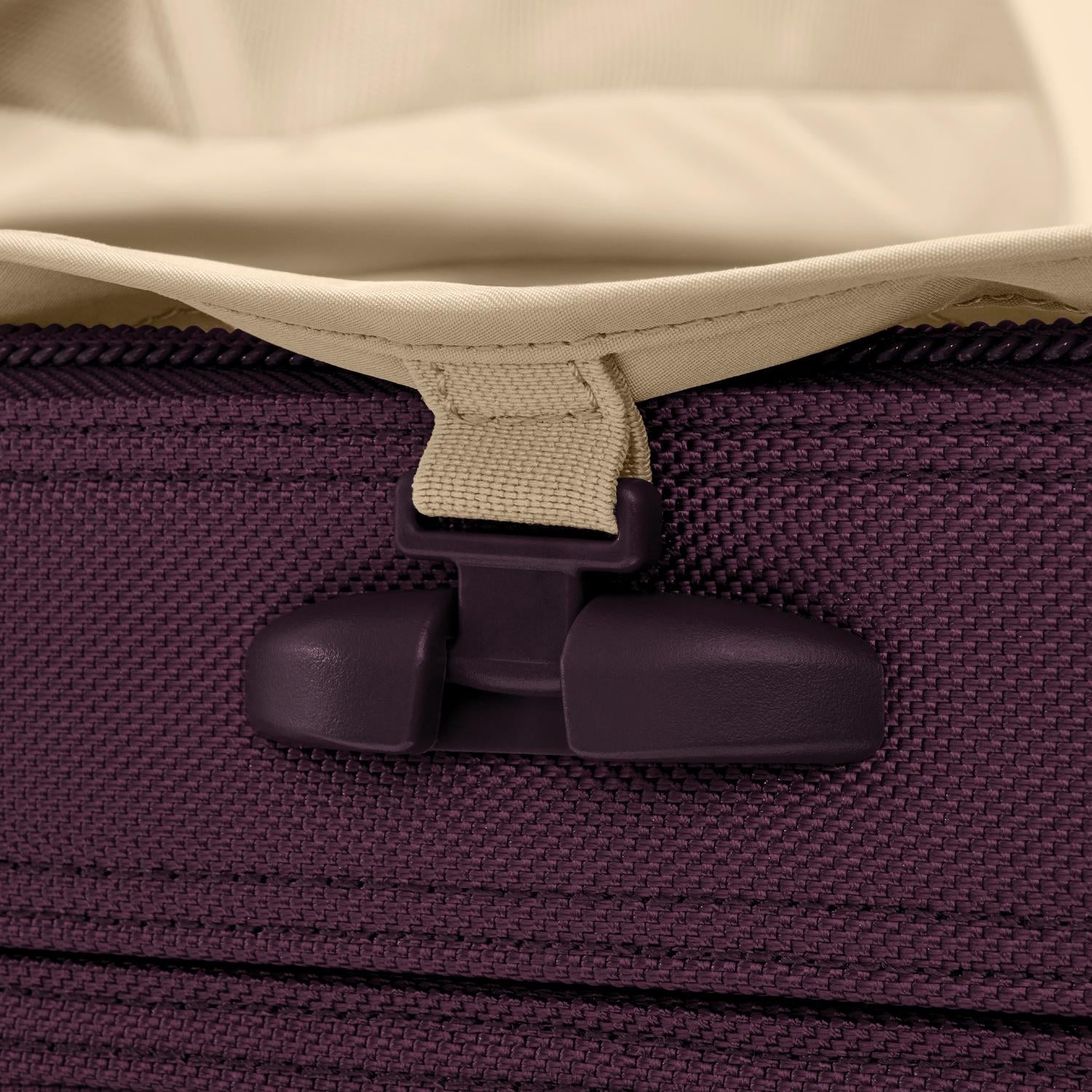 Global 21" Expandable Carry-On Luggage with Spinner Wheels
