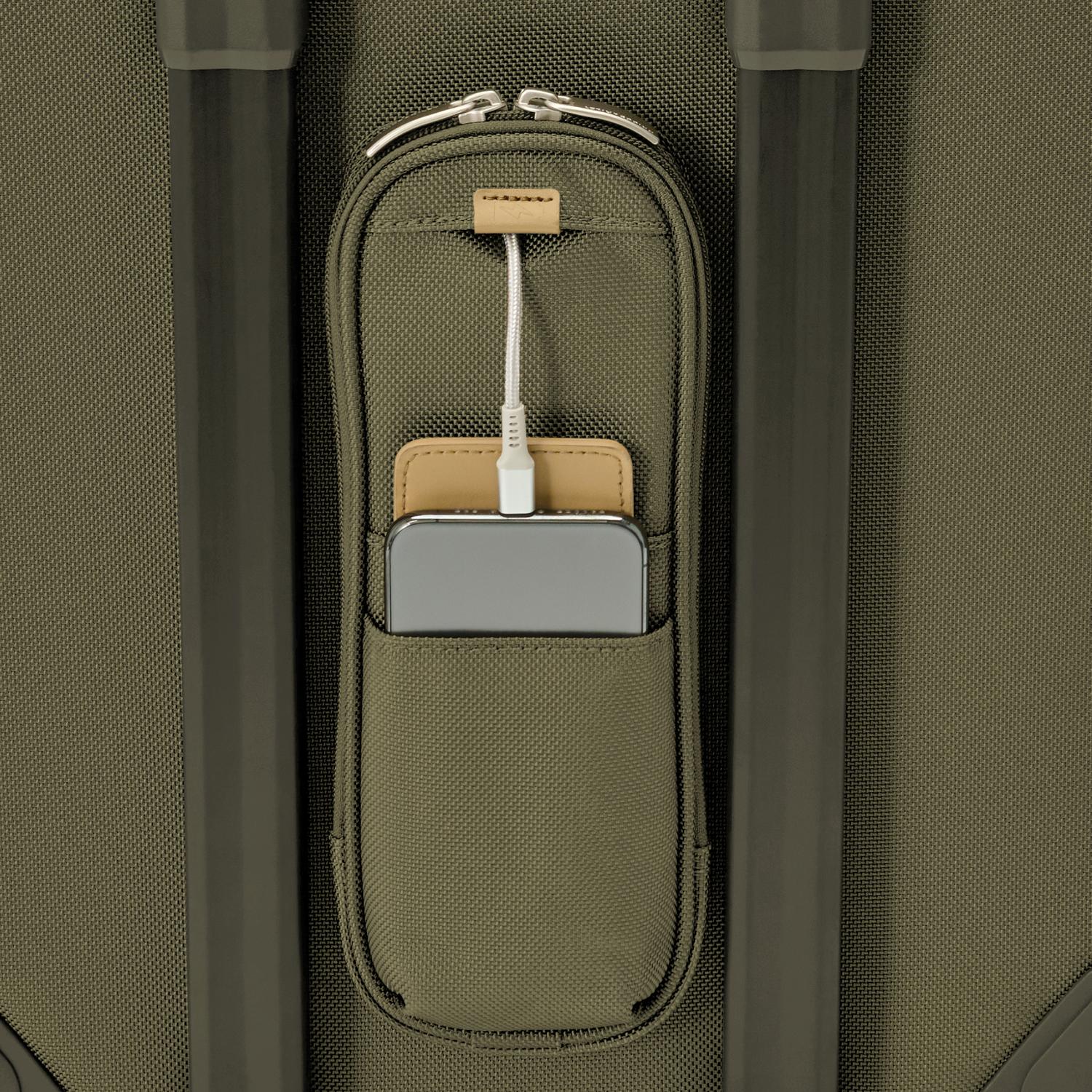 Global 21" Expandable Carry-On Luggage with Spinner Wheels