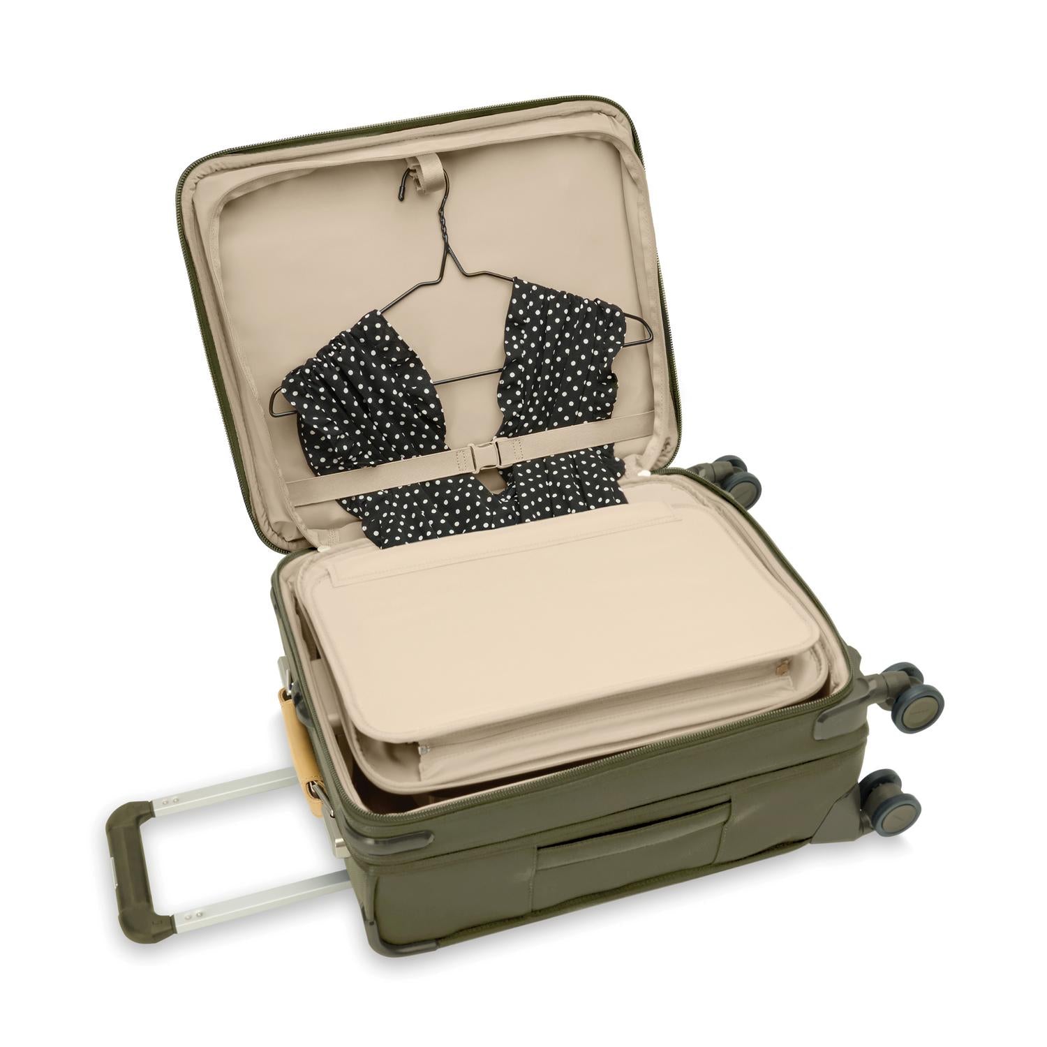 Global 21" Expandable Carry-On Luggage with Spinner Wheels